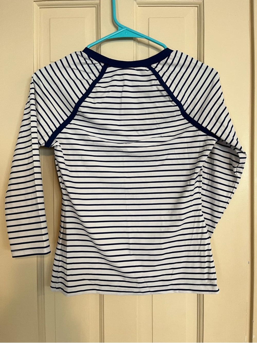 Sperry Striped Rash Guard - Picture 3 of 4